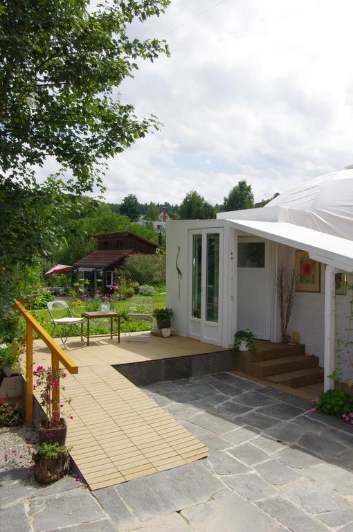 Rose-Marie'S Paradies Appartement Aesch Buitenkant foto